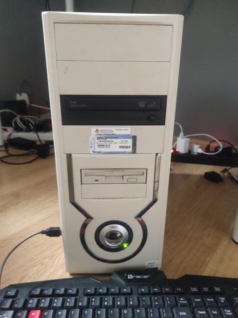 Komputer modern retro