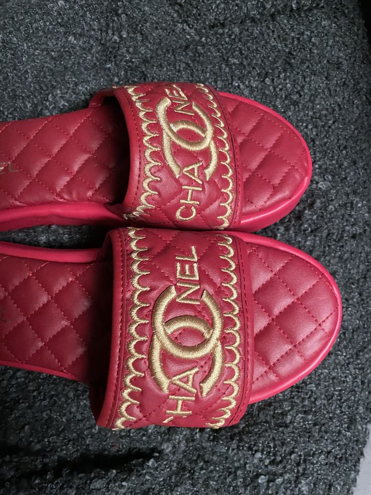 Laczki damskie Chanel nowe