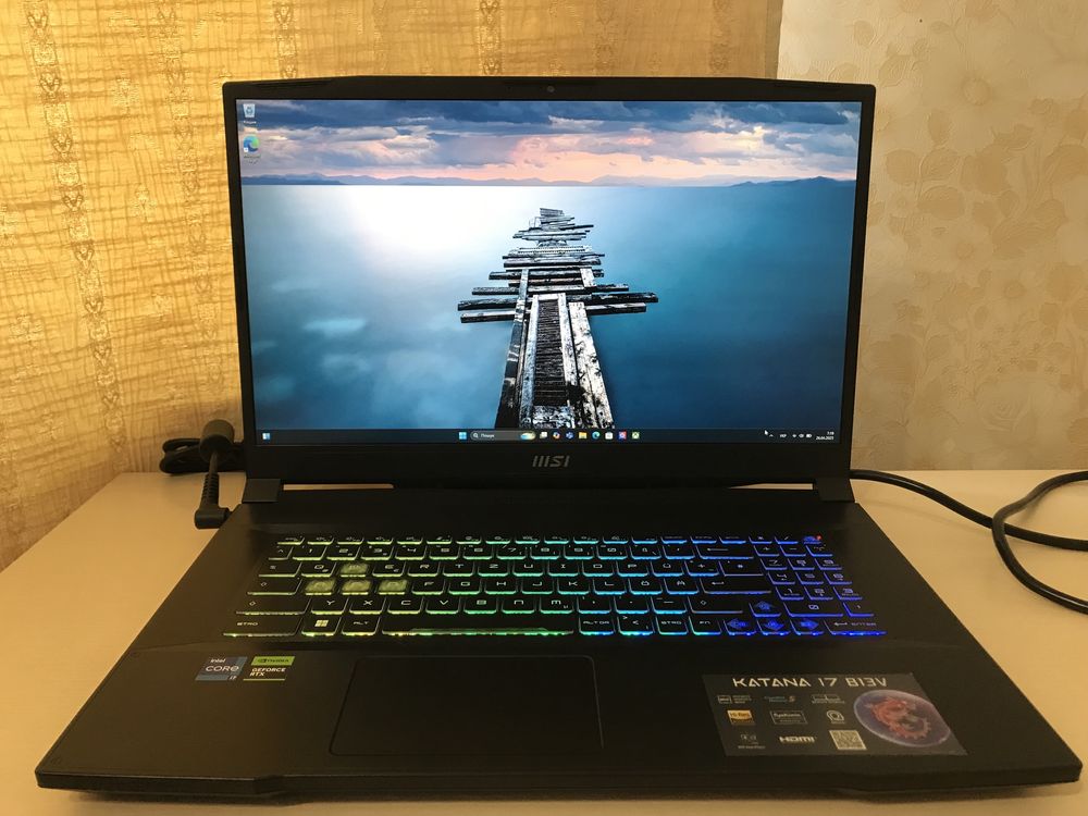 MSI 17,3 Katana i7 13th RTX4060