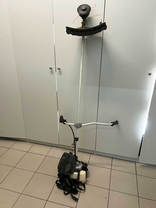 Kosa spalinowa VEGA VL520B