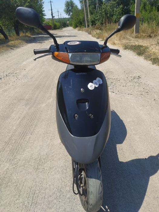Скутор Suzuki lets 2