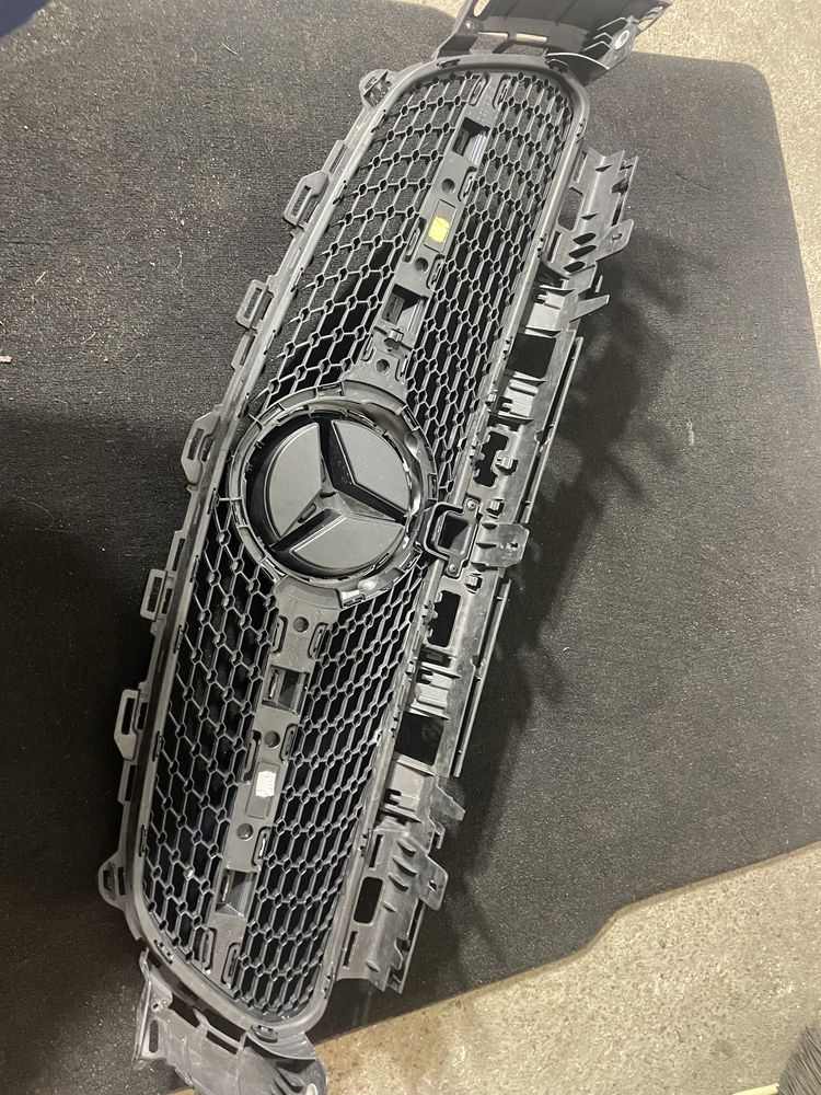 Grill Mercedes E300 cuope