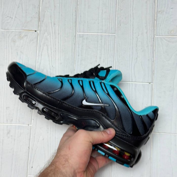 Чоловічі кросівки nike tn