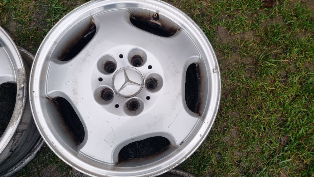 Sprzedam felgi do mercedesa CLK  W208
