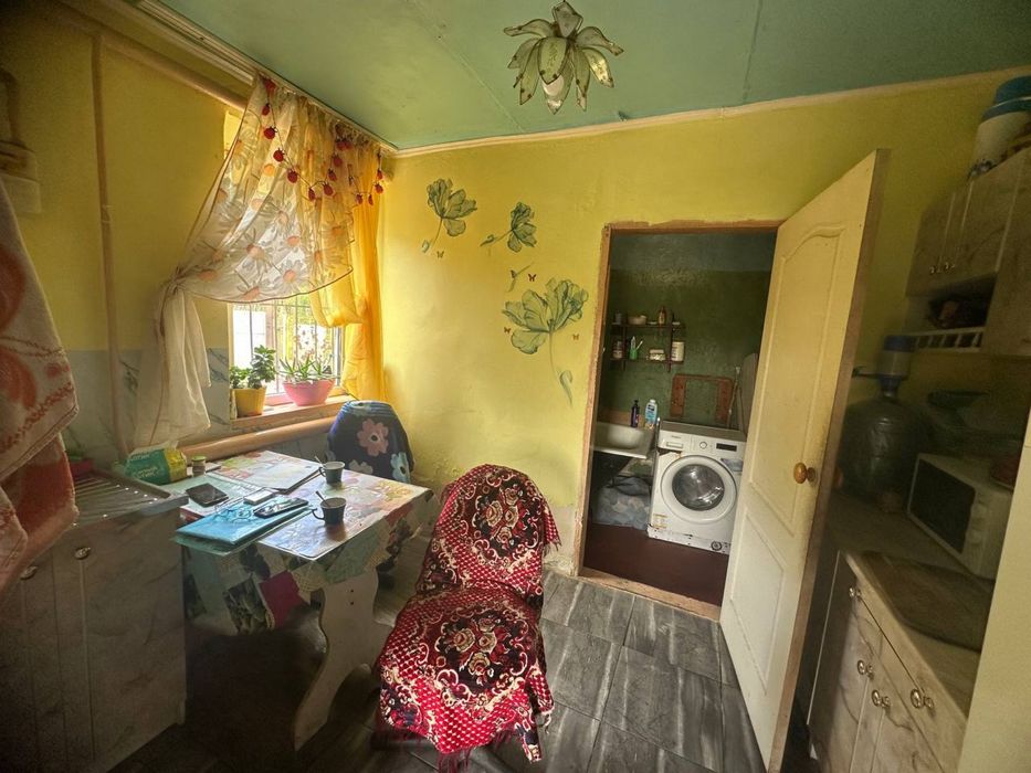 Продам будинок Мирний район 12 го квартал