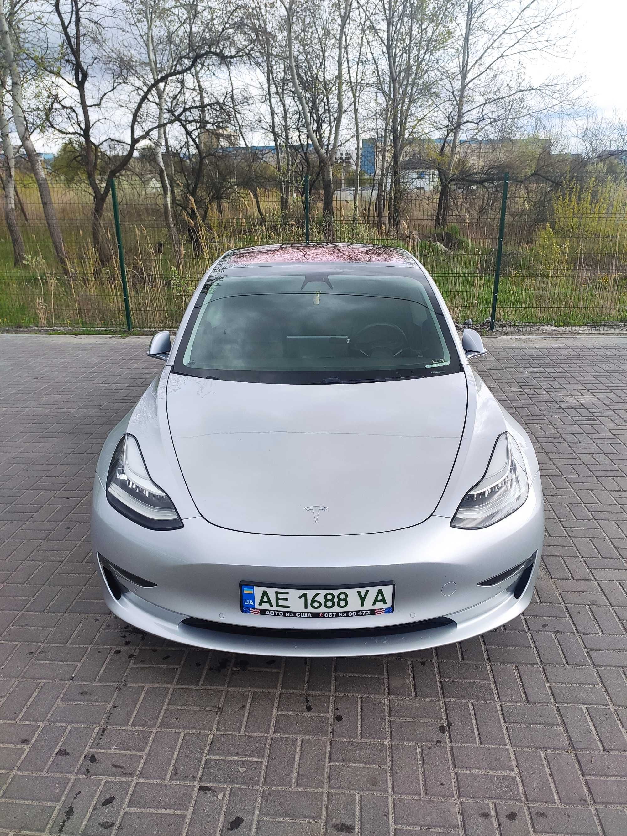 Tesla Model 3 Long Range