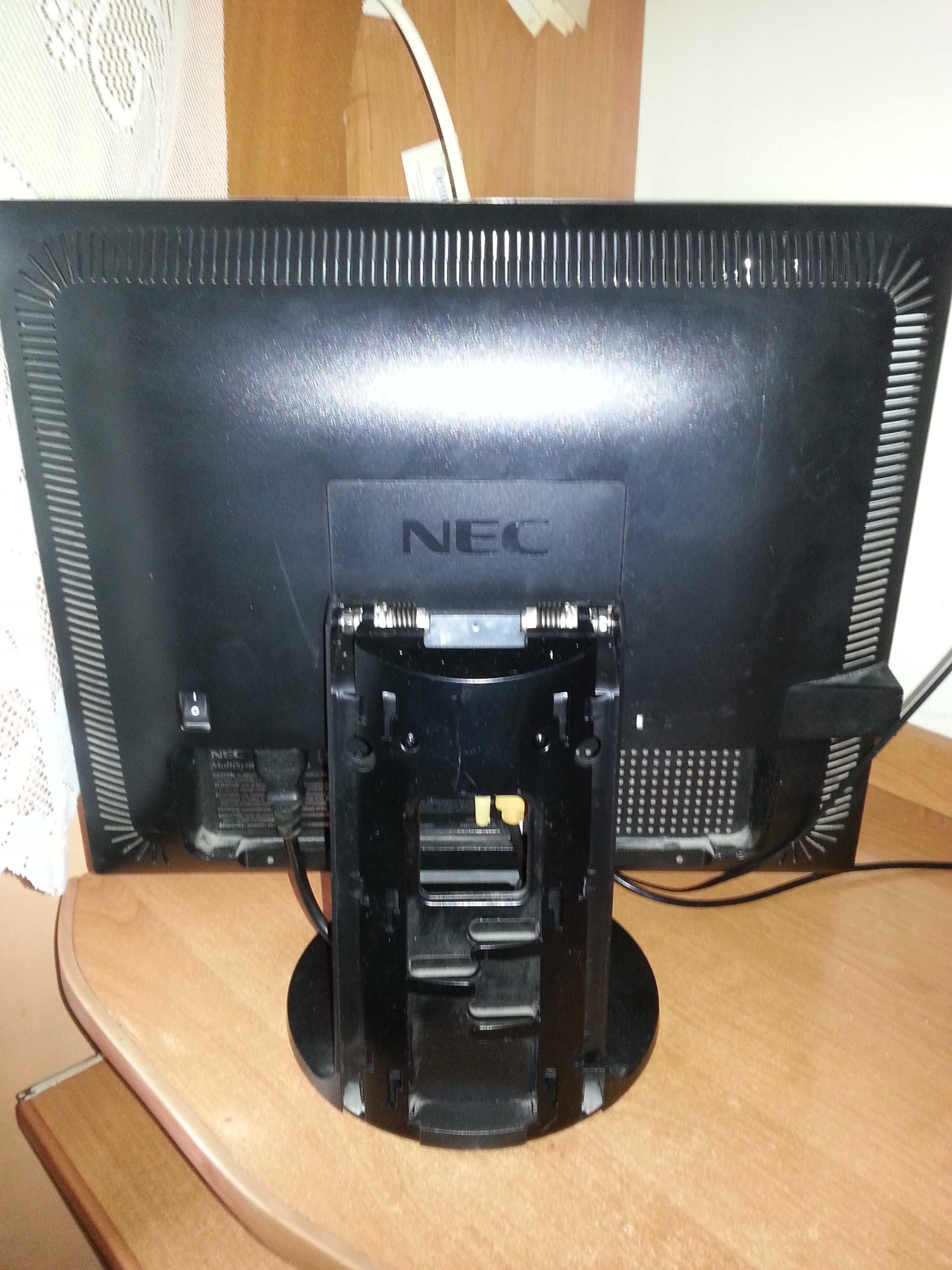 Monitor NEC 90GX2