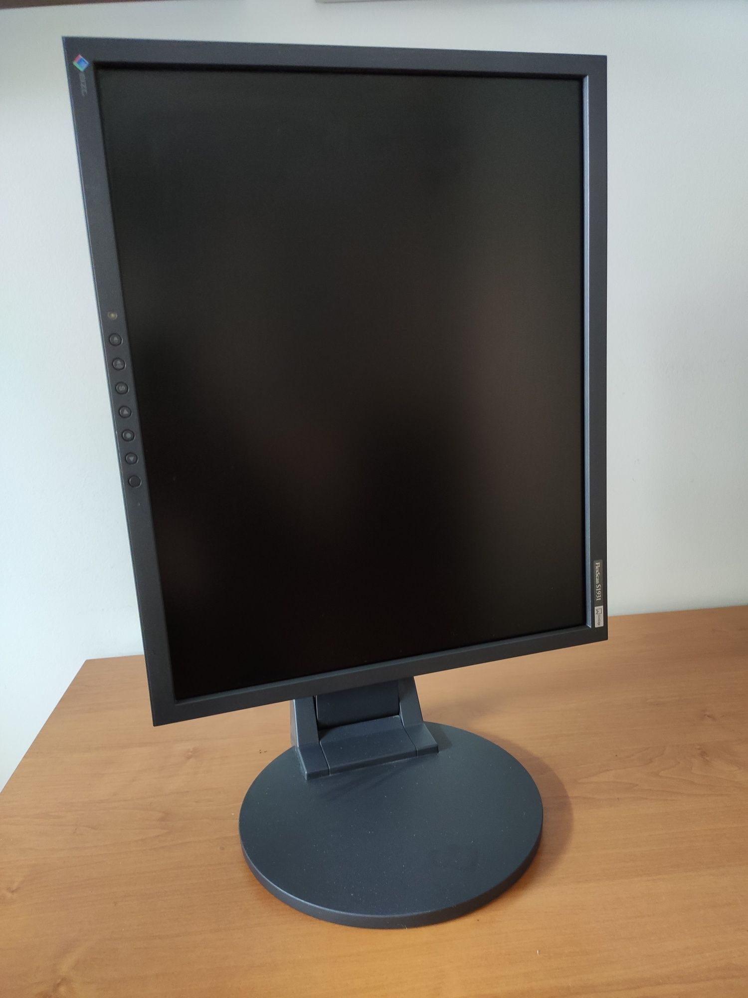 Monitor EIZO FlexScan S1931 - dla grafika, fotografa