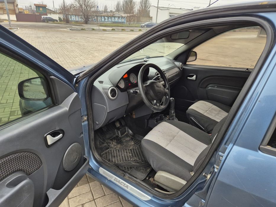 Аренда выкуп авто под такси либо личние нужды 
Есть и другие