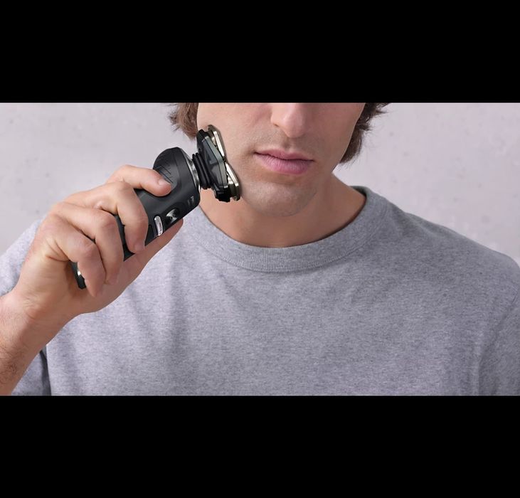 S9000 Prestige philips Электробритва для сухого влажного бритья sp9830