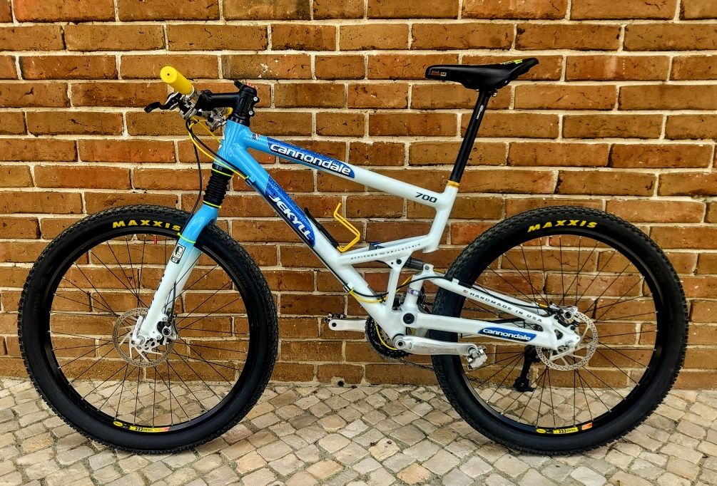 Cannondale Jekyll 700