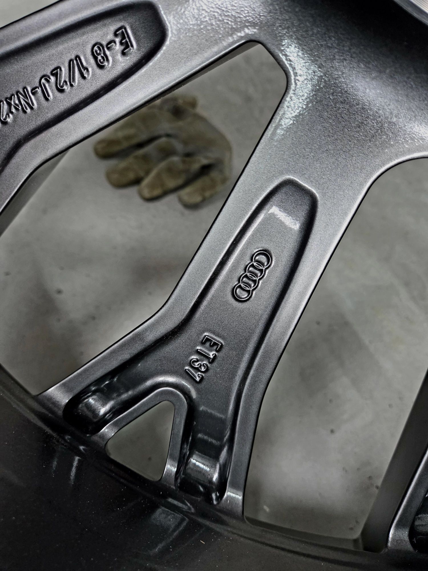 Nowe oryginalne koła Audi 21 A6 C8 C7 Allroad Q5 SQ5 2024r