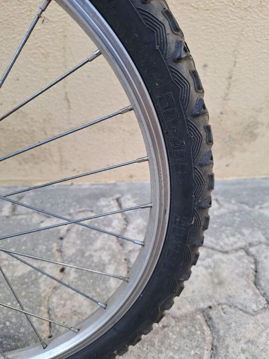 Bicicleta Infantil Btwin 20” – Decathlon Com mudanças, pronta a rolar