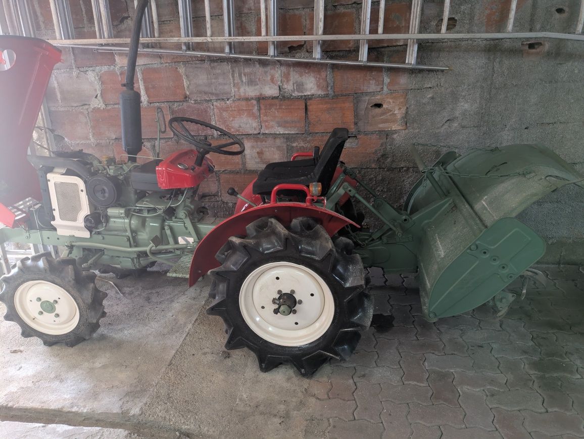 Trator YANMAR YM1300 + Fresa