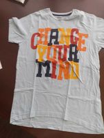 T-shirt M (veste 14/16). Bom estado.