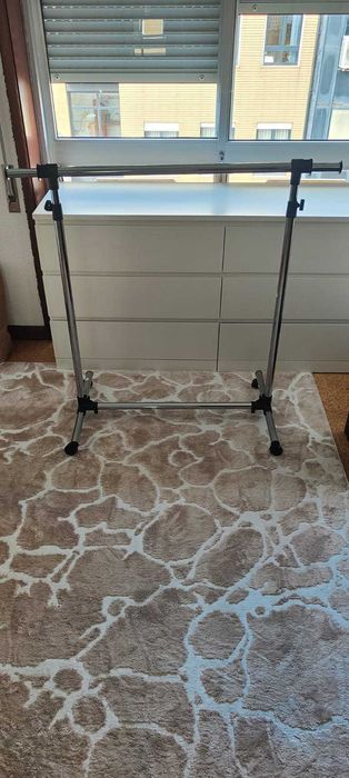 Charriot com rodas extensível aço cinza 86,3-114x51x101-159 cm