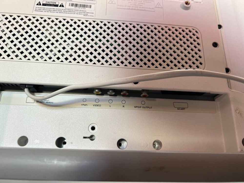 Телевізор JVC LT32E33W