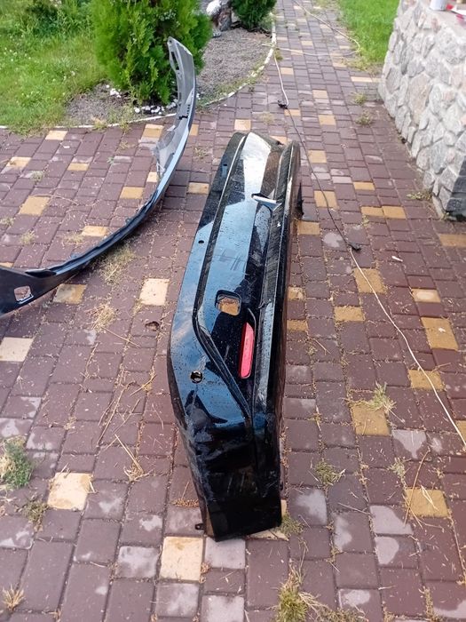 Бампер  nissan ariya.