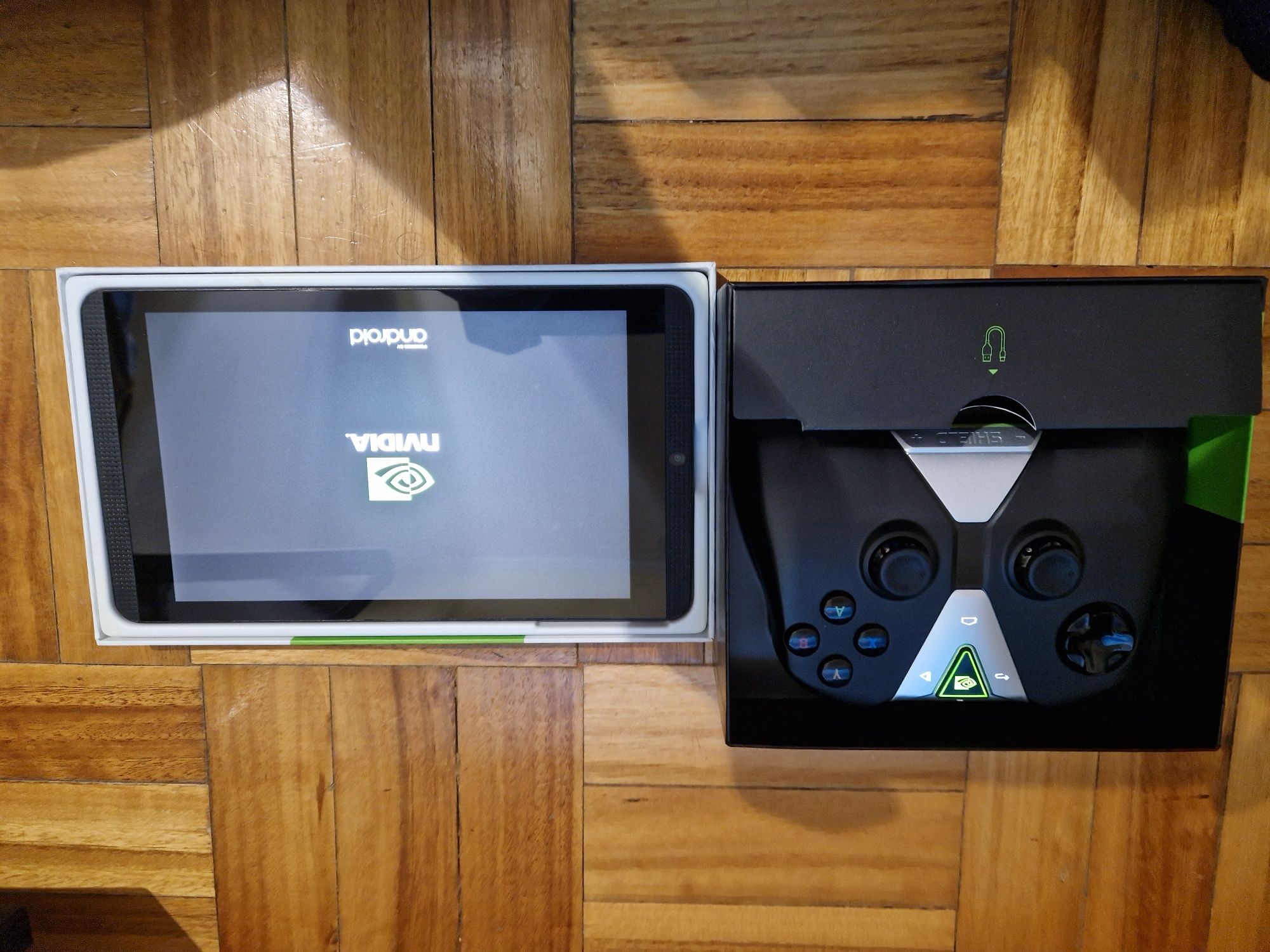 NviNvidia Shield Tablet K1 + Shield Controller (p2570)