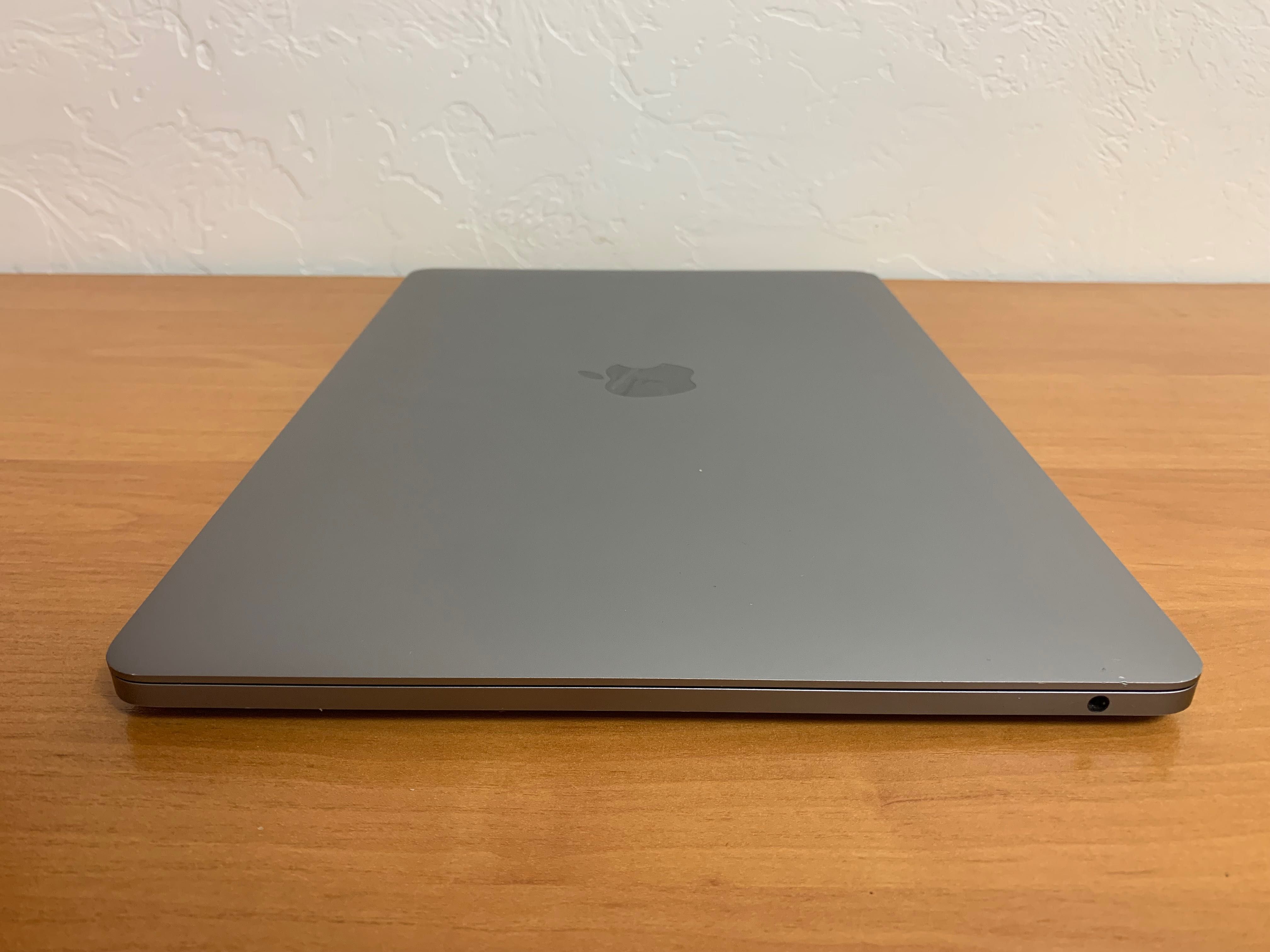 MacBook Pro A1708 2018 8/128