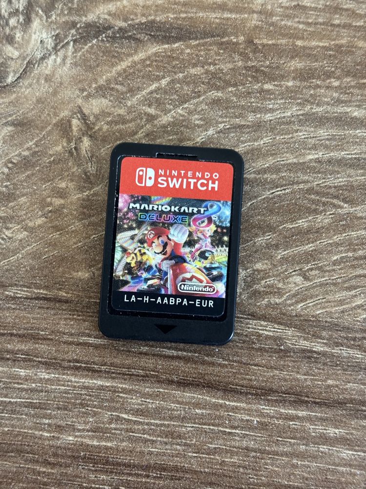 Nintedno Switch OLED + gry + Ring fit
