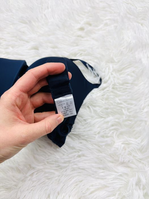 Biustonosz usztywniany 70C granatowy