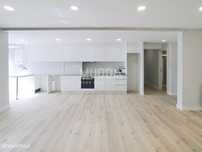 Apartamento T3 No Centro De Chaves