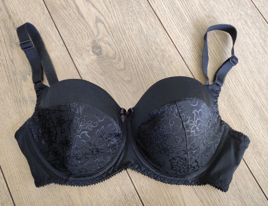 Czarny stanik biustonosz Azal 80e