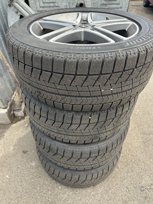 Bridgestone Blizzak VRX 245/50 R18 4 шт.