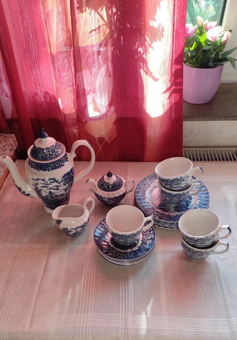 Англійський набір столового посуду