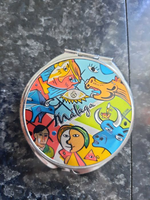 Nowe lusterko przenośne