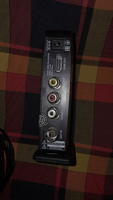 Телевізор Artel + тюнер