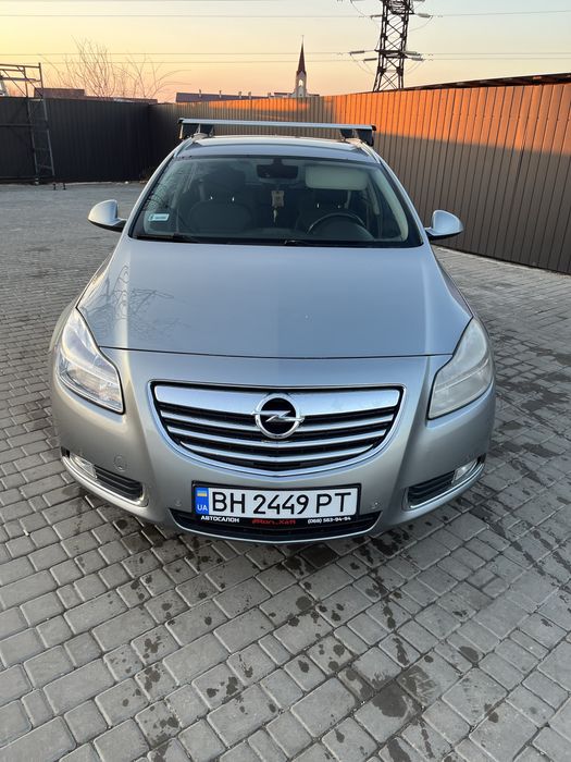 Продам Opel insignia 2011