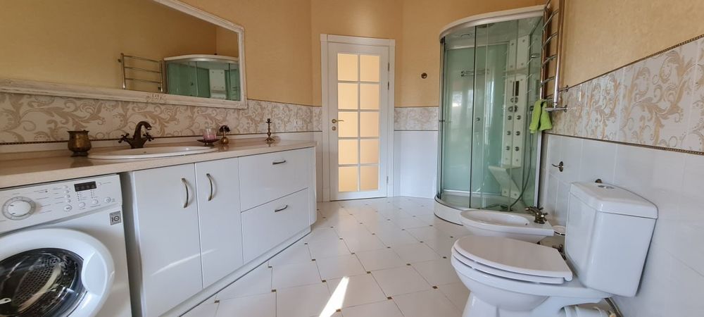 Довгострокова Оренда чудового будинку Лісова буча