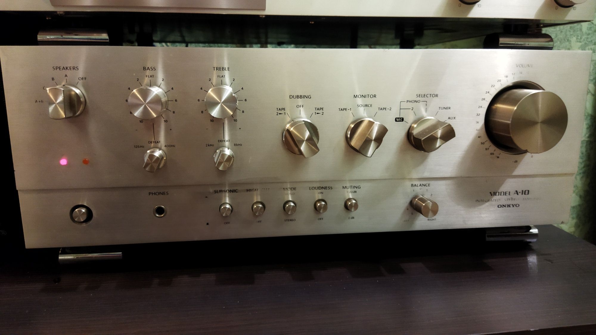 Усилитель Onkyo Model A-10 Integrated Stereo Amplifier, Made in Japan