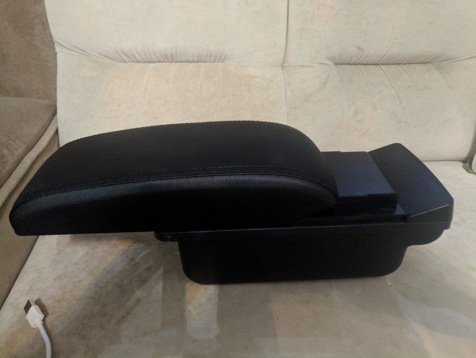 Подлокотник Opel Astra н ,астра