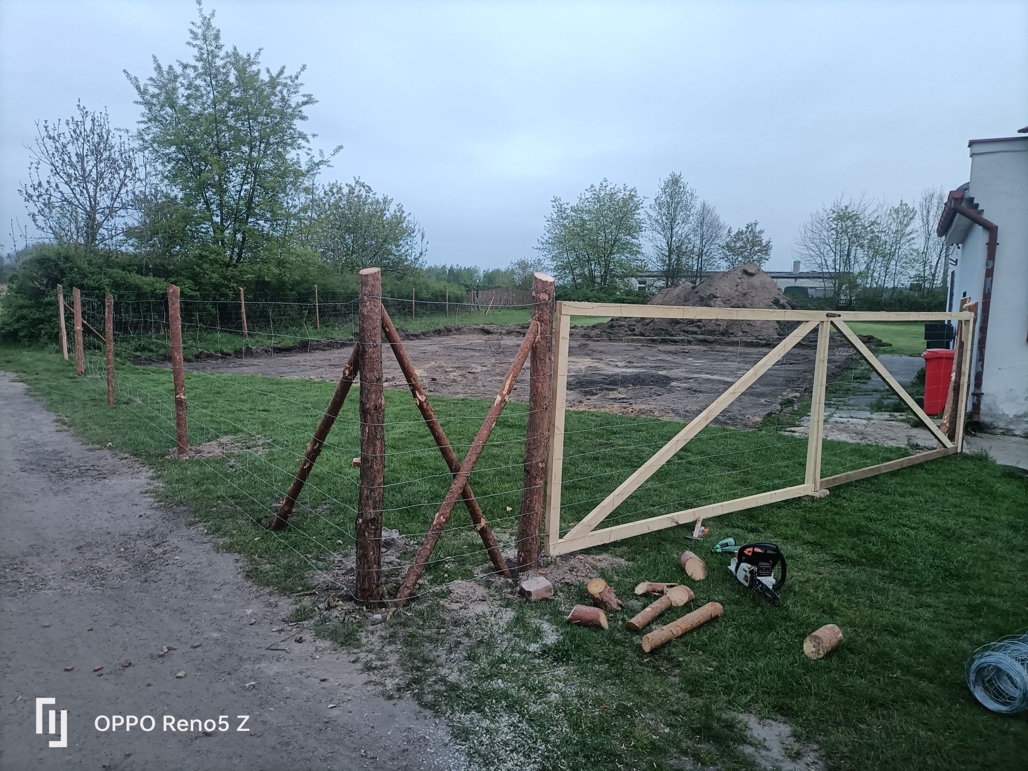 Ogrodzenia tymczas. z siatki leśn/stałe z siatki lub panel.Wroc+100km