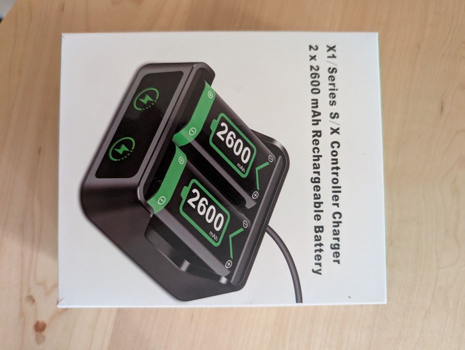 Зарядна док-станція для акумуляторів 2600 mAh Xbox Series X/S Xbox One