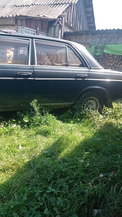 Продам Мерседес 123