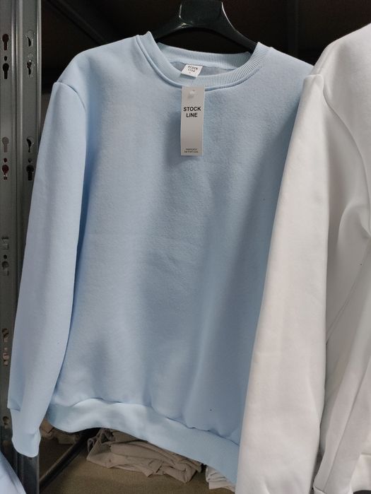 Sweates 5,50 Euros.               Só para REVENDA