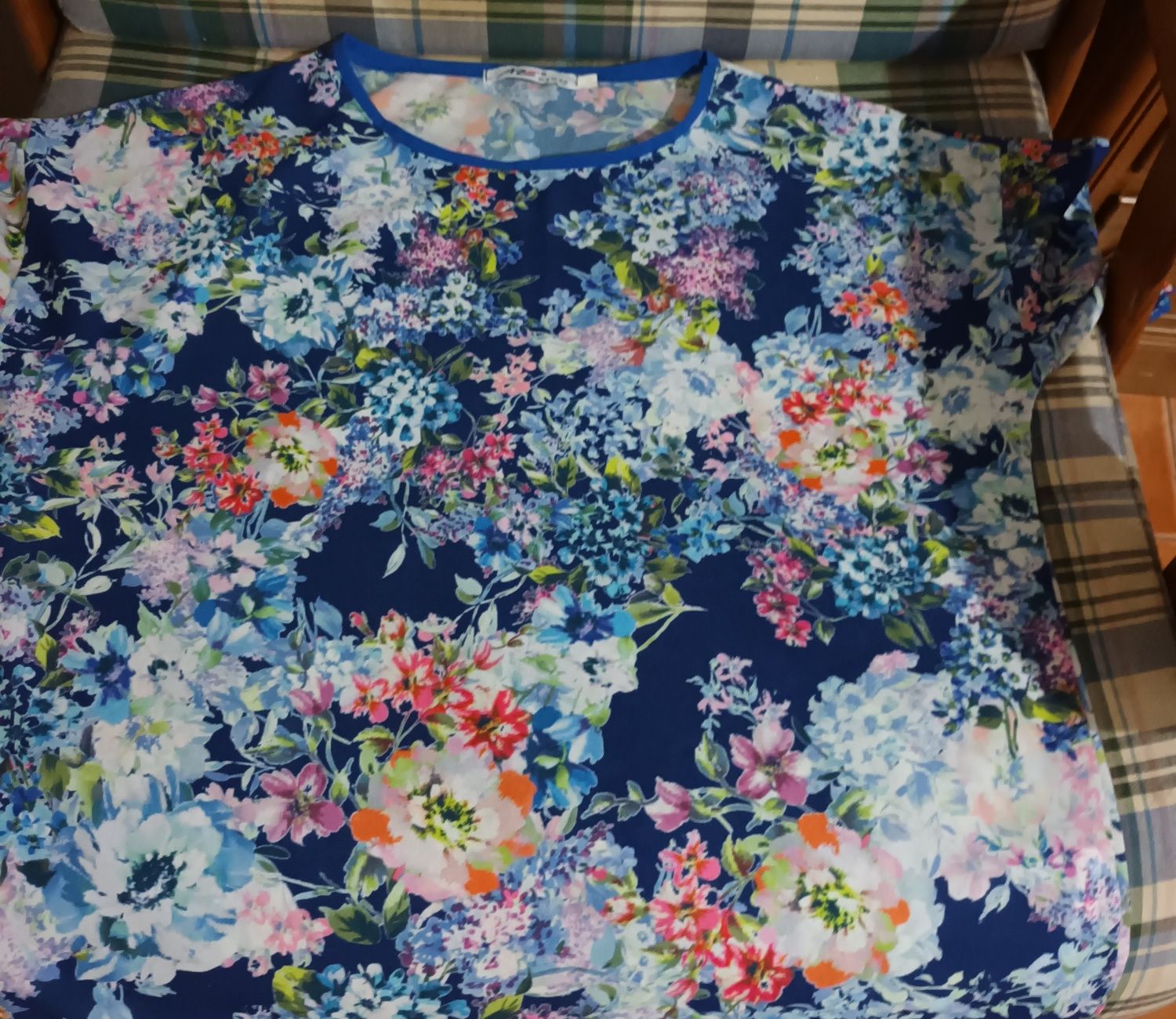 Camisola as flores
