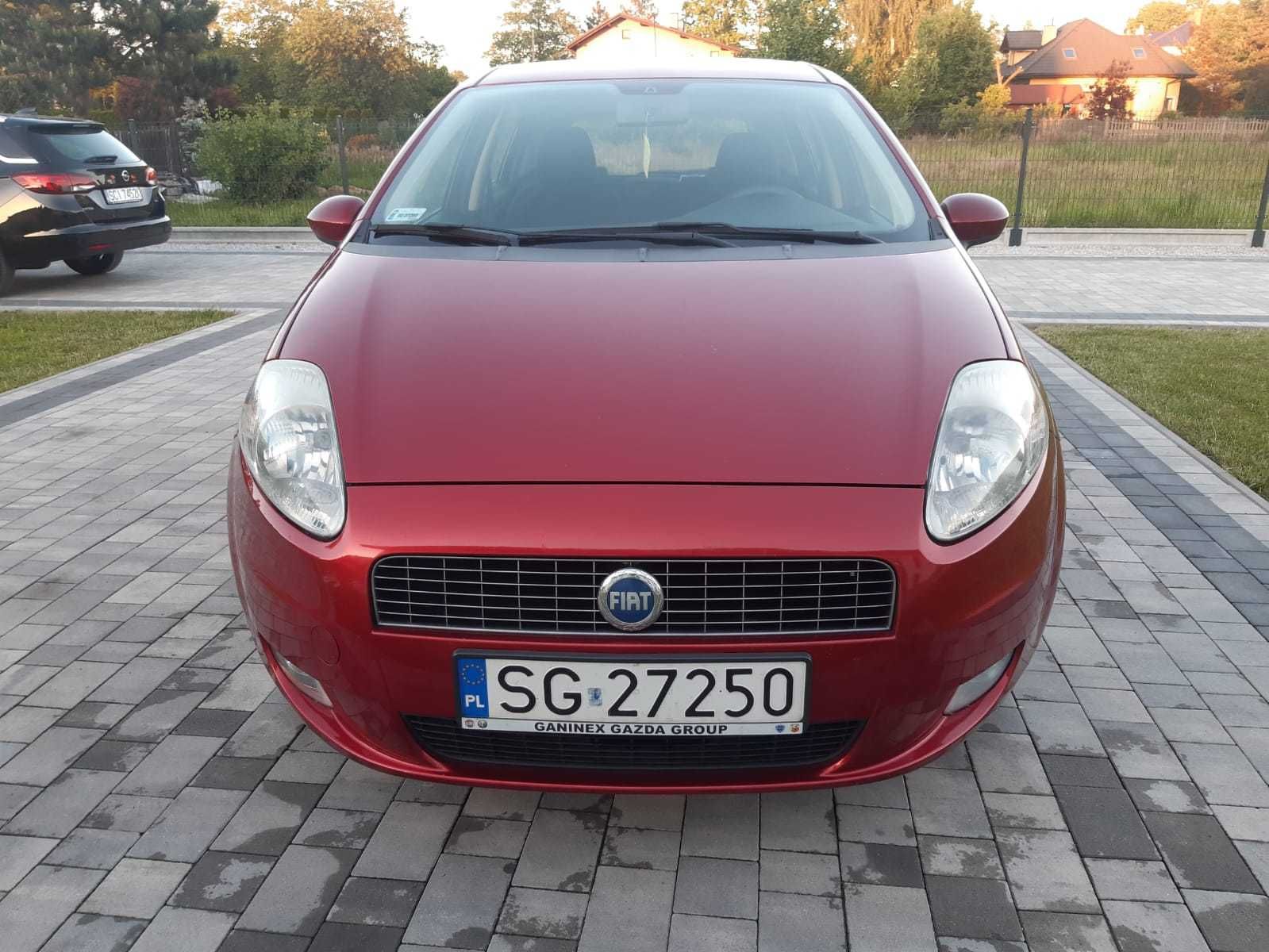 Fiat Grande Punto LPG Klimatyzacja  opony zakonserwowany ładny stan