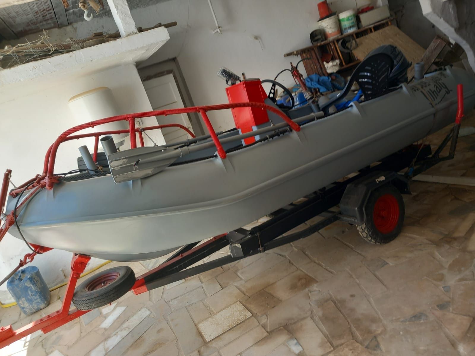 Vendo barco Whaly