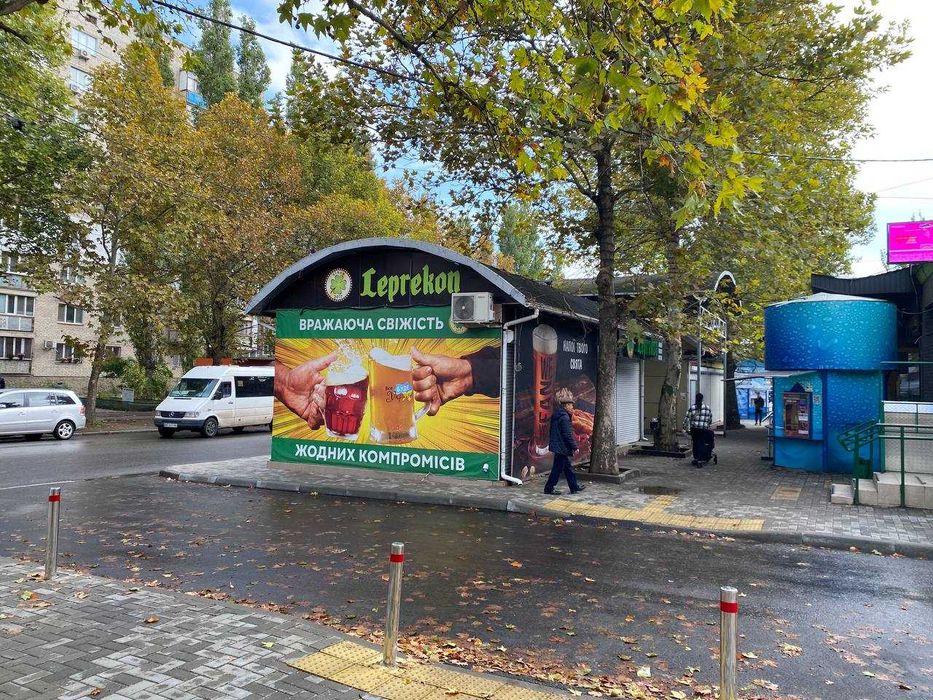 Ліски Крилова навпроти ринка "Івушка" магазин 50 кв.м. прохідняк