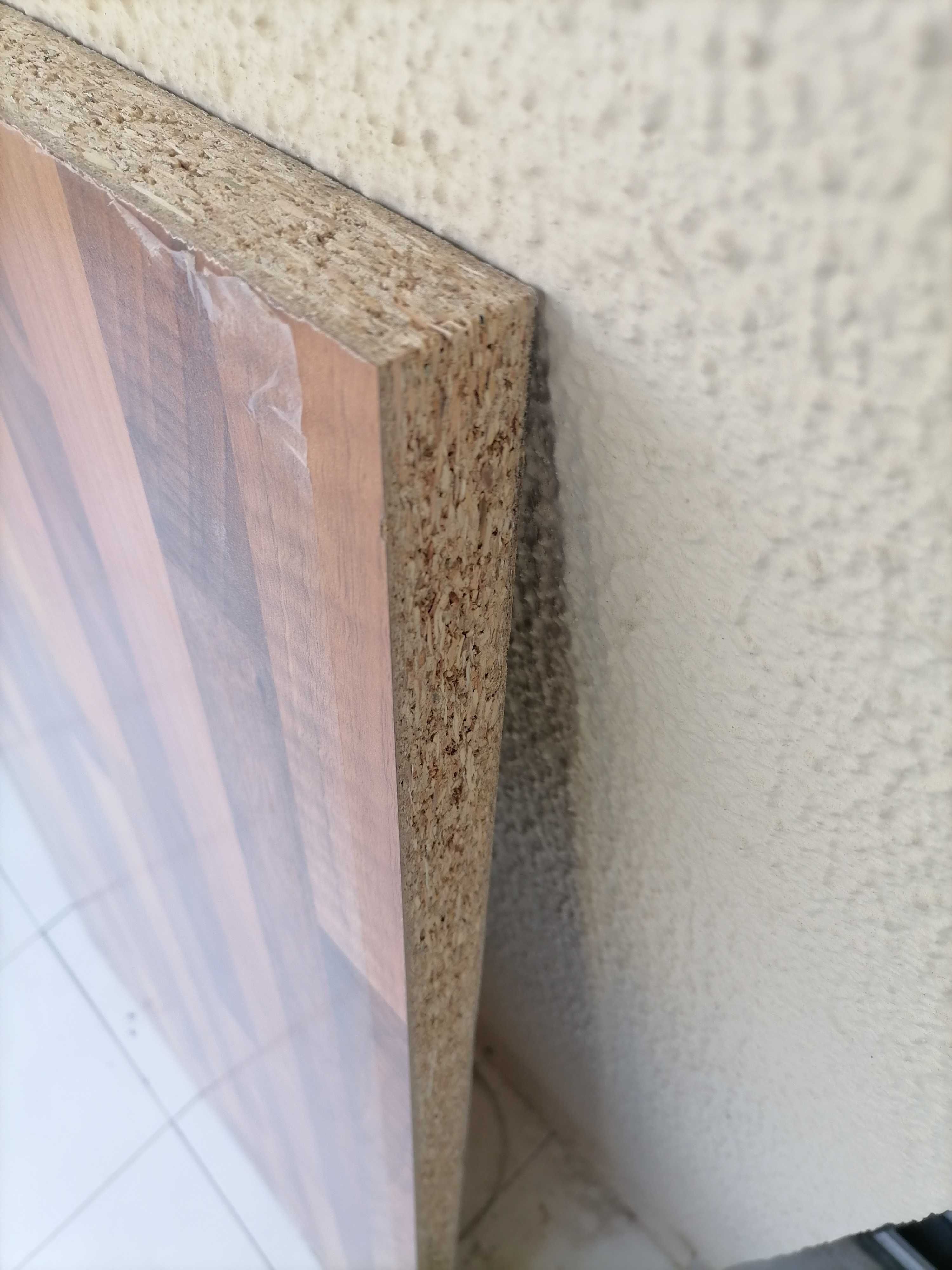 Tampo de bancada laminado parquet nogueira ​1​10X63X3cm