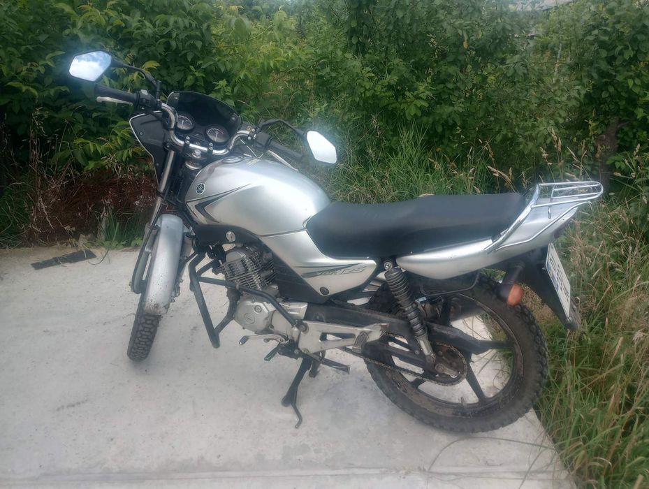 Ямаха 125 кубів мотоцикл