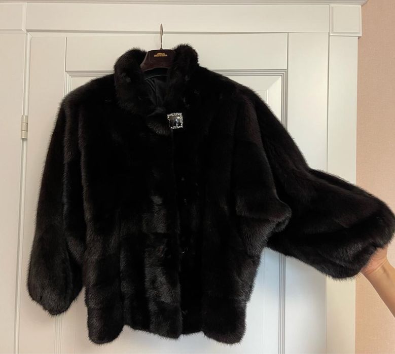 Продаётся шубка-автоледи, норка, как новая.