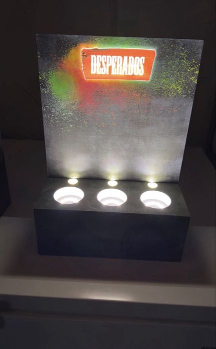 Expositor Luminoso Desperados