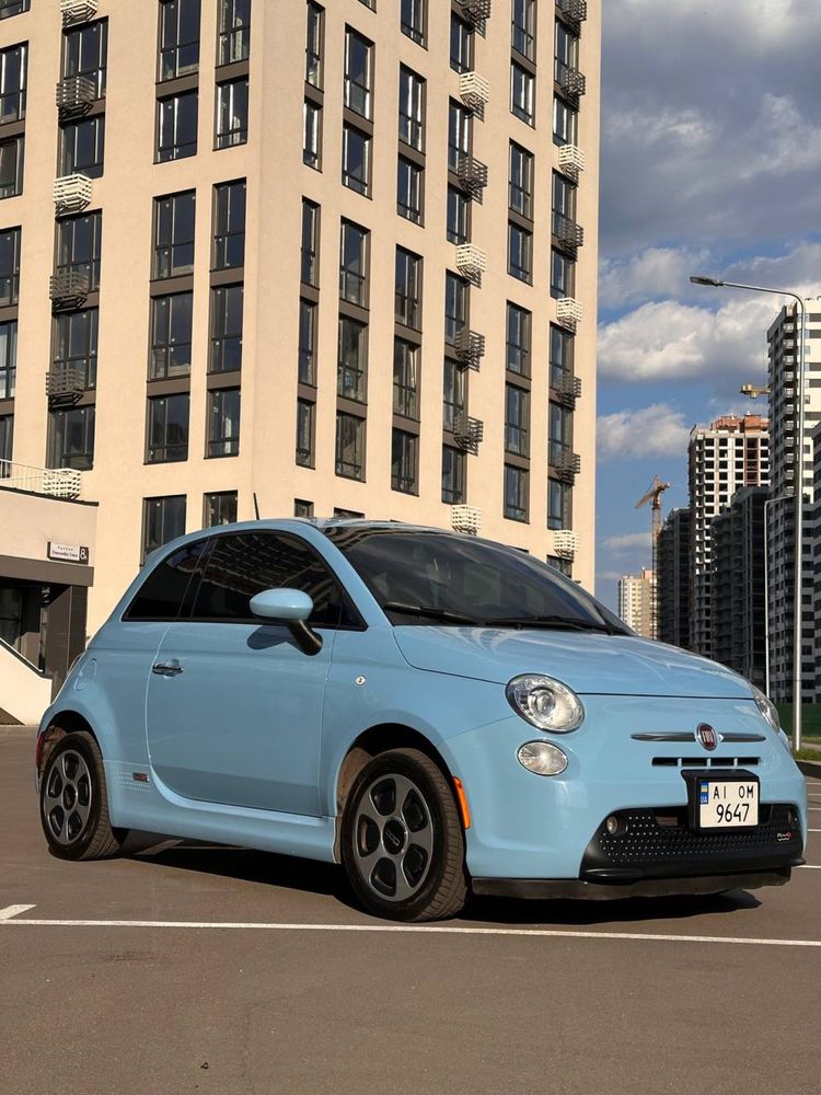 Продам Fiat 500e