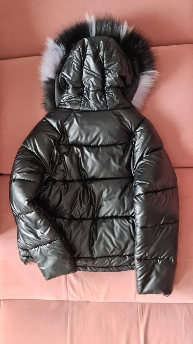 Kurtka damska czarna z futerkiem